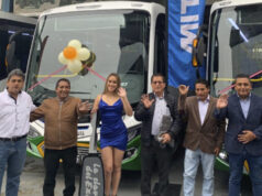 Hino realizó la entrega de cinco buses que reforzarán el transporte público en Lima