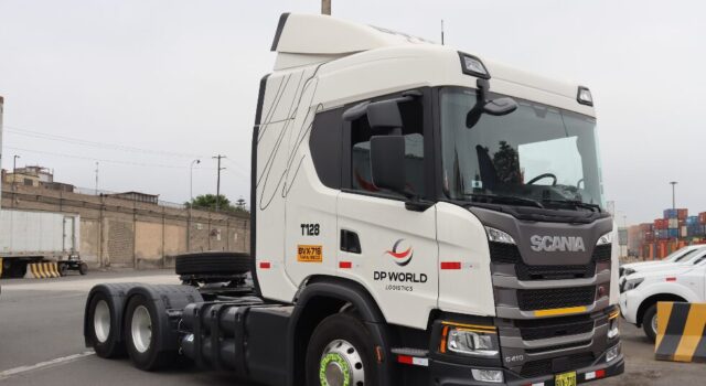 SCANIA Y DP WORLD marcan un hito sustentable en el transporte pesado con entrega de flota de camiones a GNV