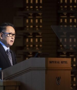 Akio Toyoda: «Las carreteras construyen personas y las personas construyen automóviles»
