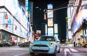 MINI Cooper S Hardtop sale a las calles de Nueva York para su debut en el Autoshow