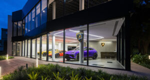 Lamborghini inaugura nueva sala de exposición en São Paulo Lamborghini presenta por primera vez en Sudamérica el todoterreno Huracán Sterrato | Fotos: