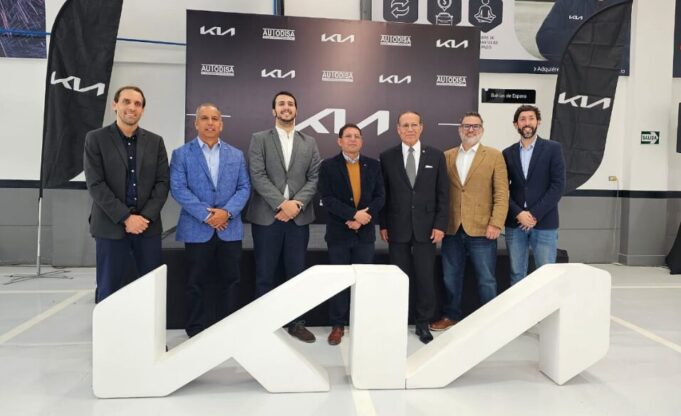 KIA inaugura moderno taller en Cusco