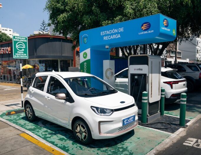 JAC Motors presenta su nuevo portafolio 100% electrico en el perú