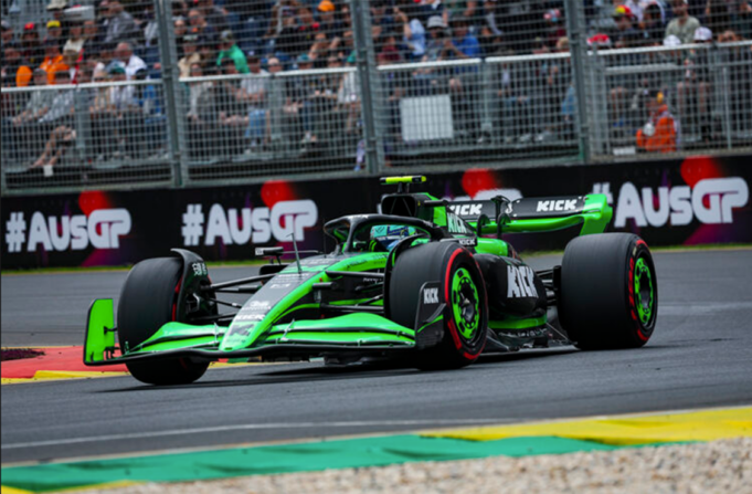 ¿Porqué Guanyu Zhou saldrá desde boxes en Australia?