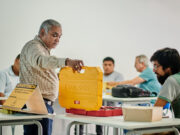 Kia ofrece capacitación a compañías de seguros sobre seguridad en vehículos eléctricos