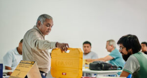 Kia ofrece capacitación a compañías de seguros sobre seguridad en vehículos eléctricos