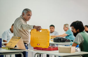 Kia ofrece capacitación a compañías de seguros sobre seguridad en vehículos eléctricos