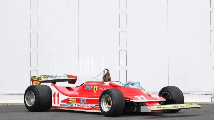 Ex-campeón del mundo de F1 en 1979, ha decidido vender parte de su colección entre ellos el Ferrari que lo hizo ganador.