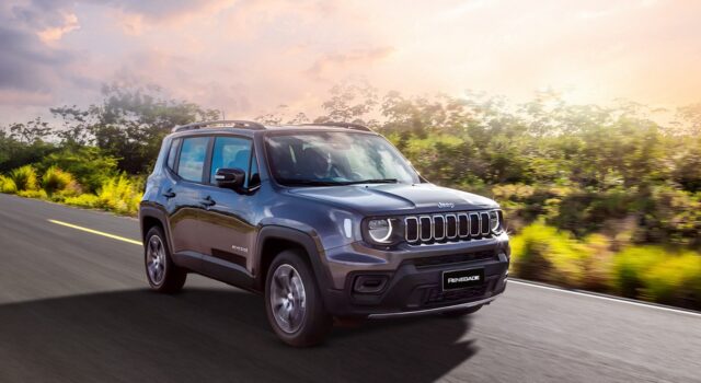 Recorre las pistas a bordo de una Jeep y disfruta los beneficios de su nuevo motor
