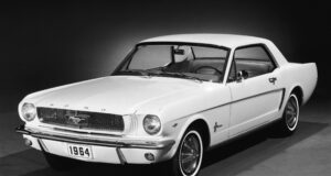 60 aniversario del Mustang en el Jockey Plaza este 14 de Abril