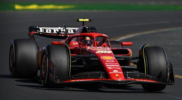 Un titánico Carlos Sainz firmó una victoria en Australia
