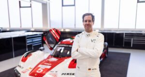 Sebastian Vettel prueba el Porsche 963 para las 36 horas en Motorland