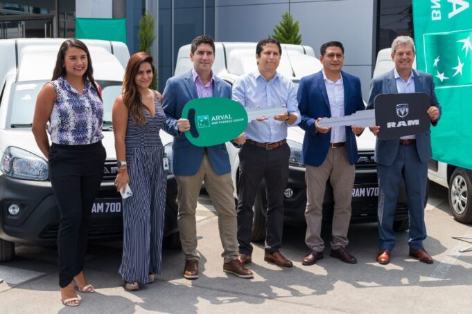 Arval Perú y Divemotor fortalecen al sector telecomunicaciones con la entrega de una flota del eficiente y ágil RAM V700
