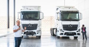 Mercedes-Benz presenta su gama de camiones semipesados y completa su línea de tractos europeos para el 2024