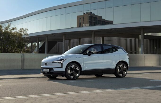 Volvo EX30 recibe el prestigioso premio Red Dot al “Mejor de los Mejores” en Diseño