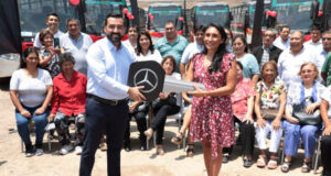 Divemotor entrega flota de 15 buses a la empresa Transportes Chama Unidos