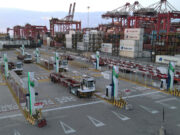 DP World se convierte en la primera terminal portuaria de América Latina en instalar estaciones de carga para su flota de camiones eléctricos