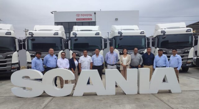 Scania Perú reafirma su liderazgo en el norte con entrega de importante flota de remolcadores para Dayanna Ingenieros