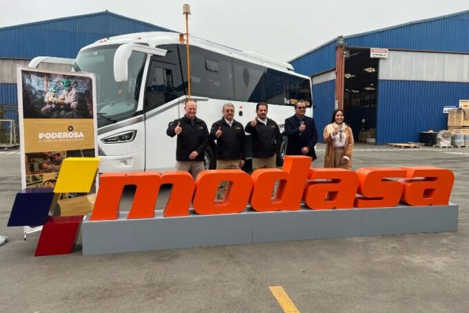 Hito automotriz: Modasa entrega Bus Eléctrico a Compañía Minera Poderosa