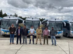 HINO fortalece presencia en el sector minero: entrega 15 buses a la Empresa Multisectorial de Ayash, que opera en Antamina