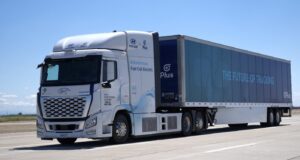Hyundai Motor y Plus anuncian colaboración para demostrar el Primer Camión Eléctrico de Celdas de Combustible Autónomo de Nivel 4 en EE. UU