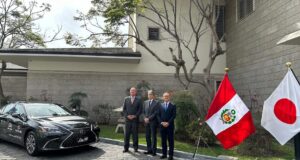 APEC: Toyota del Perú y el Ministerio de Relaciones Exteriores firman convenio para garantizar movilidad durante el foro