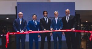 Nissan Perú y el Grupo Maquinarias renuevan emblemático local en Surquillo