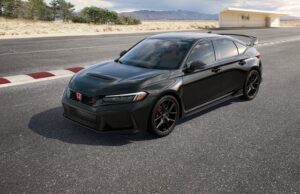 Honda Civic Type R 2024: Crystal Black, la leyenda se viste de negro
