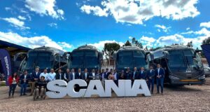 Scania continúa su liderazgo en el sur con entrega de flota de buses para el corredor minero