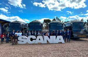 Scania continúa su liderazgo en el sur con entrega de flota de buses para el corredor minero