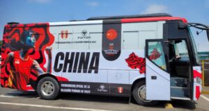 Foton facilito 2 buses para el traslado de selecciones de Voleibol a la Federación Peruana de Voleibol