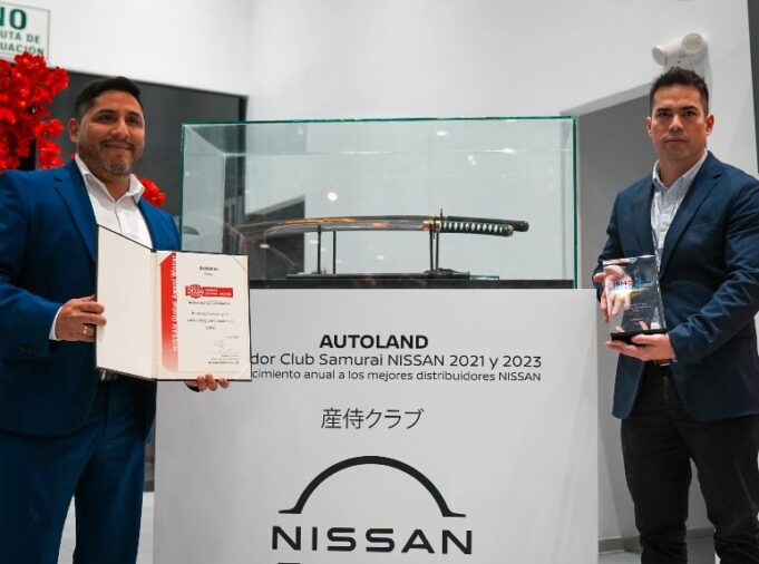 Autoland recibe el premio a mejor concesionario Nissan del Perú