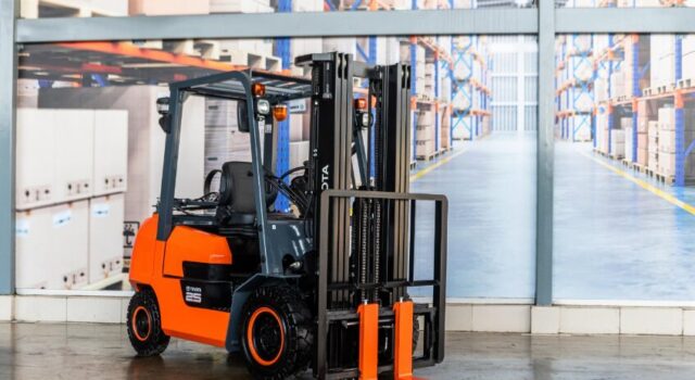 Mantenimiento preventivo de un montacarga: Conoce cómo ahorrar costos y mejorar la eficiencia de tu equipo