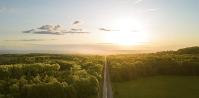 Día Mundial del Vehículo Eléctrico: Astara destaca las ventajas de la electrificación del transporte para un futuro más limpio