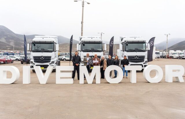 Divemotor entrega tres camiones New Actros a Tolveros (video)
