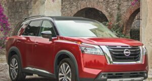 ¿Qué opciones de SUV ofrece Nissan para una experiencia de manejo cómoda y segura?