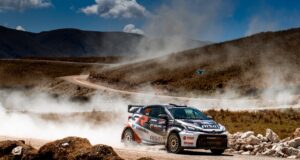 Toyota compensará las emisiones de carbono generadas durante el recorrido de los vehículos en el rally Caminos del Inca