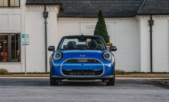Los nuevos MINI Cooper Convertible y MINI Cooper S Convertible 2025 para el mercado LATAM
