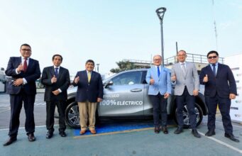 Toyota del Perú pone a disposición del Ministerio de Energía y Minas un vehículo 100% eléctrico para impulsar la movilidad sostenible