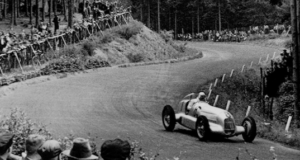 Mercedes-Benz: 130 años redefiniendo la movilidad y la innovación automotriz