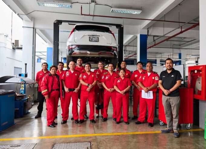 Kia fortalece la seguridad de los bomberos ante la era de la electromovilidad