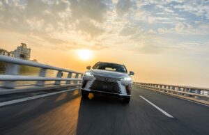 Lexus RX: Descubre la historia detrás de este icónico vehículo de lujo
