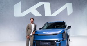 Rafael Nadal y su EV9: Conduce el vehículo eléctrico de un campeón