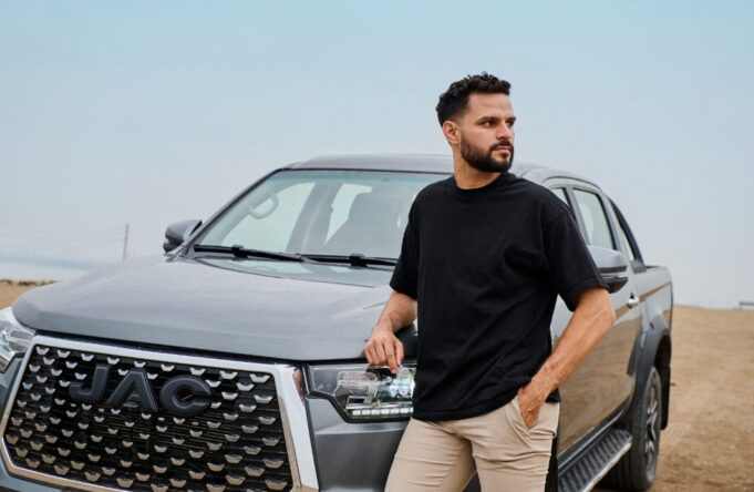 JAC Perú anuncia al piloto profesional Ashley Garcia como nuevo embajador de marca