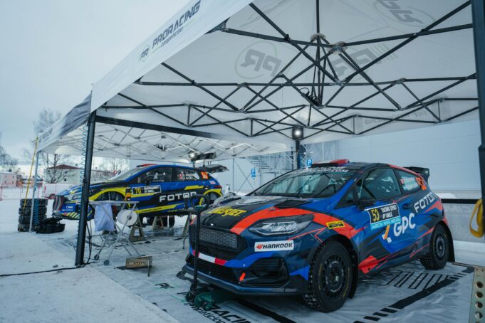 El equipo Tracusa ya está en Suecia para el inicio del Rally Suecia 2025