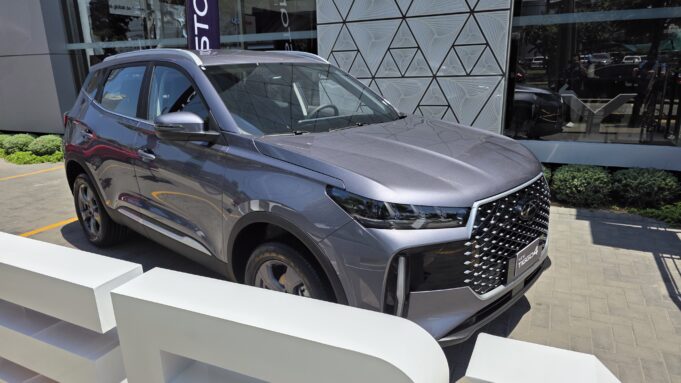 Chery Presenta la New Tiggo 4: Tecnología, Estilo y Seguridad en una SUV Versátil