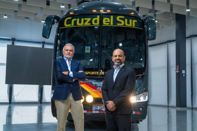 Volvo y Cruz del Sur apuestan por tecnología Euro 6 en Perú