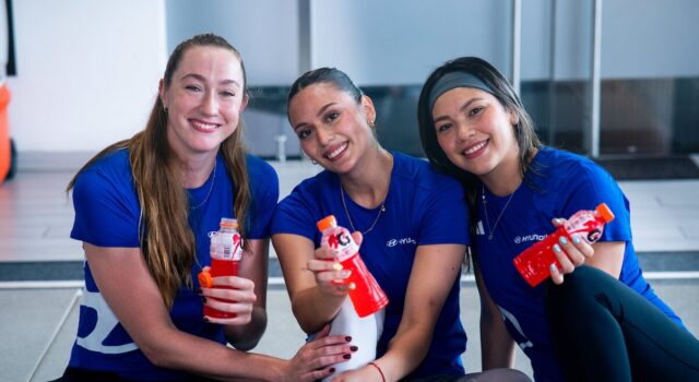 Hyundai conmemora el Día de la Mujer con una inspiradora clase de defensa personal