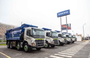 San Martín Contratistas Generales adquiere importante flota de camiones y excavadoras Volvo para operaciones mineras