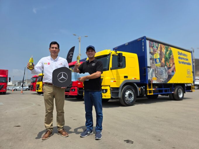Divemotor entrega 15 unidades Mercedes-Benz Atego 1419 a Arca Continental-Lindley